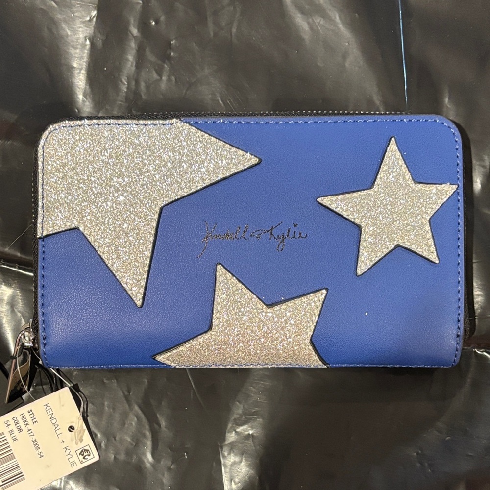 Kendall & Kylie Blue Wallet with Glitter Stars. SzOS